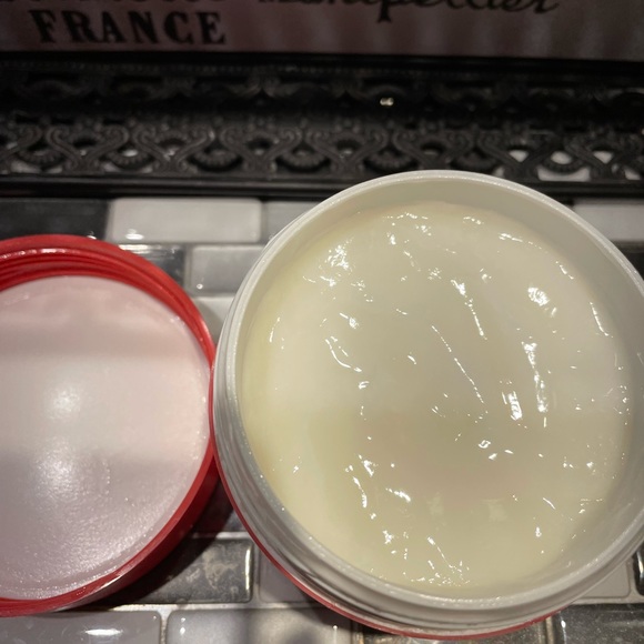 3/25$ Wella Invigo Brilliance 💕 - Picture 4 of 6